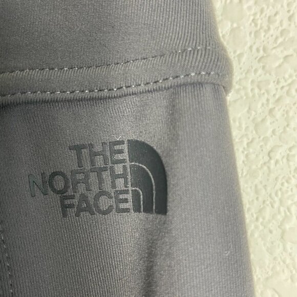 The‎ North Face Women NorthFace Paramount Hybrid High-Rise Tight Size Medium. - Picture 11 of 13